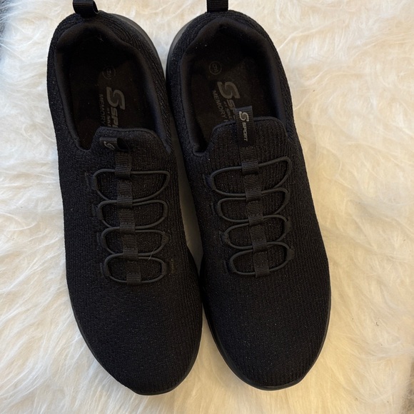 Skechers Black Shiny Knit Slip On Sport Memory Foam Sneaker 9 Very Light Weight - Picture 7 of 13